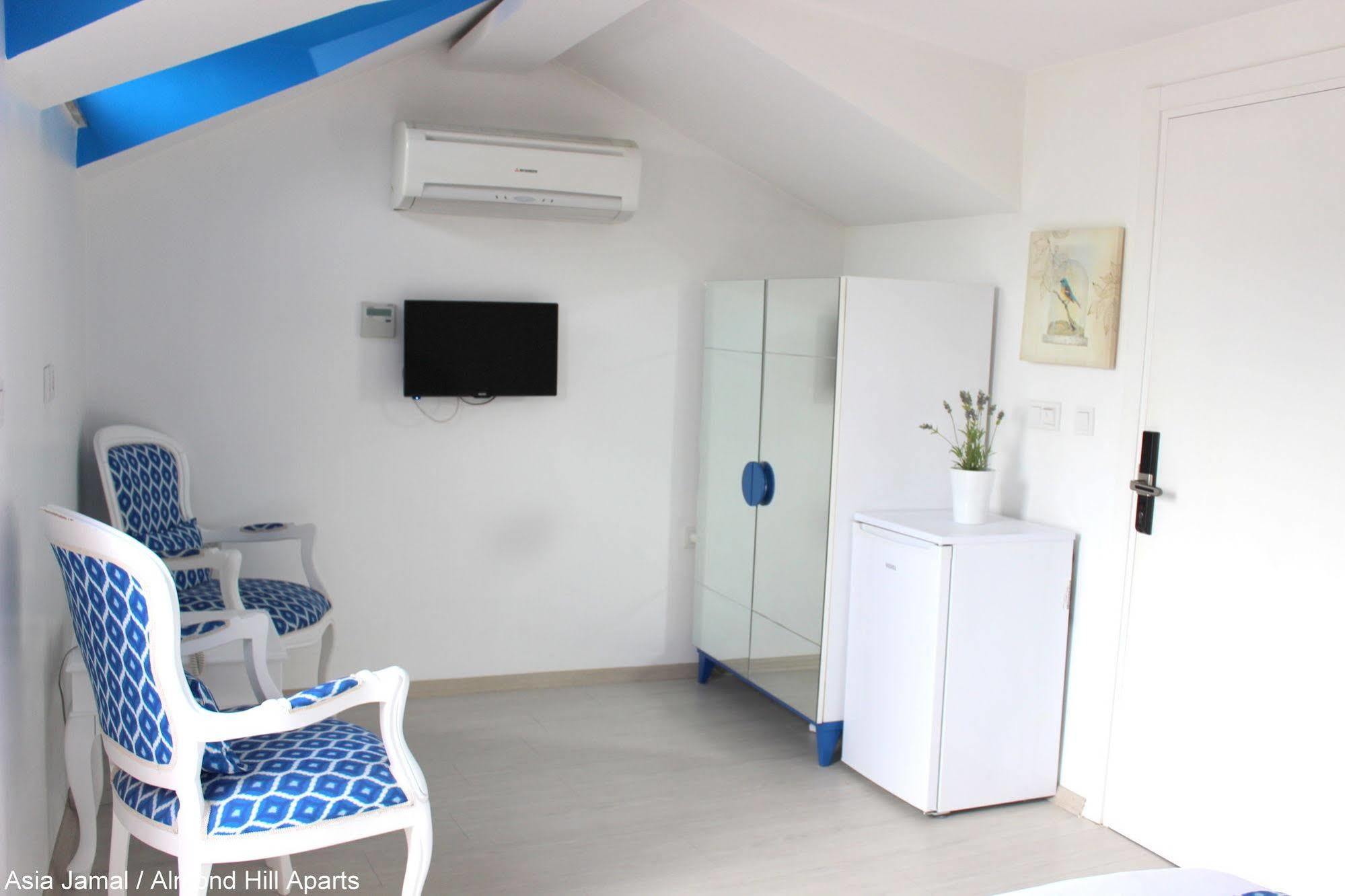 Almond Hill Aparthotel Istanbul Exterior photo